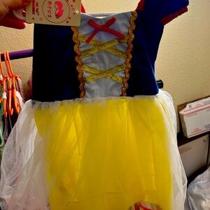 Snow White Costume 3-4t